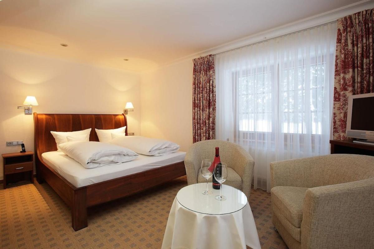 Schwarzwald Lodge Inselklause Schönwalde المظهر الخارجي الصورة