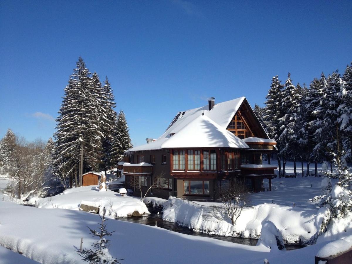 Schwarzwald Lodge Inselklause Schönwalde المظهر الخارجي الصورة