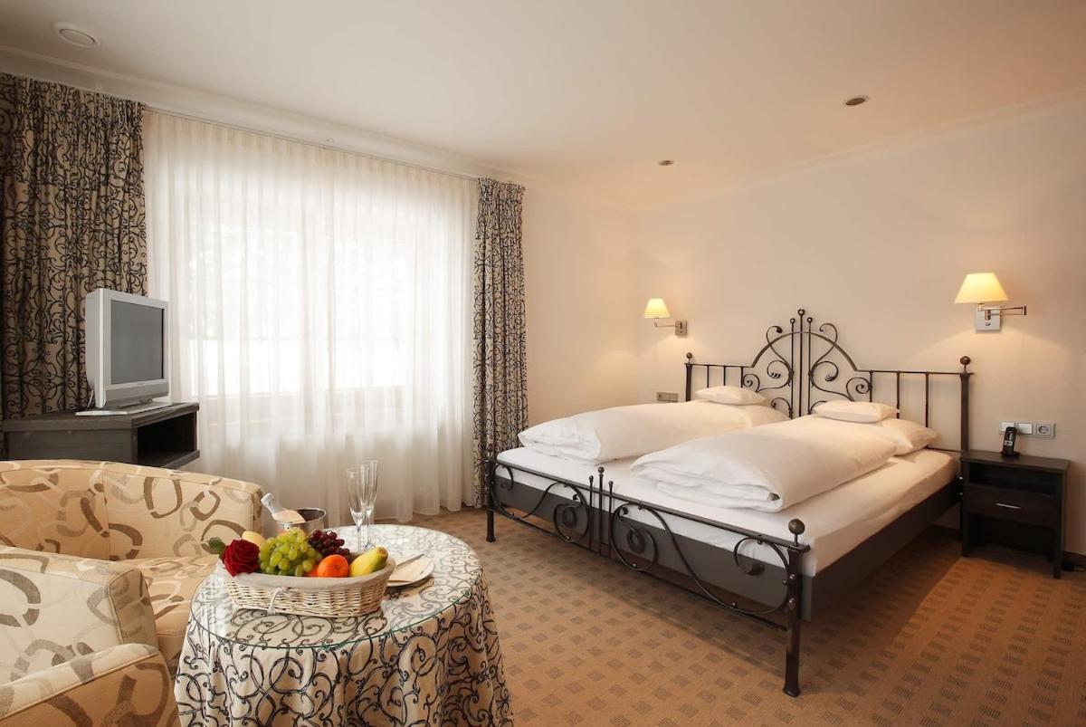 Schwarzwald Lodge Inselklause Schönwalde المظهر الخارجي الصورة