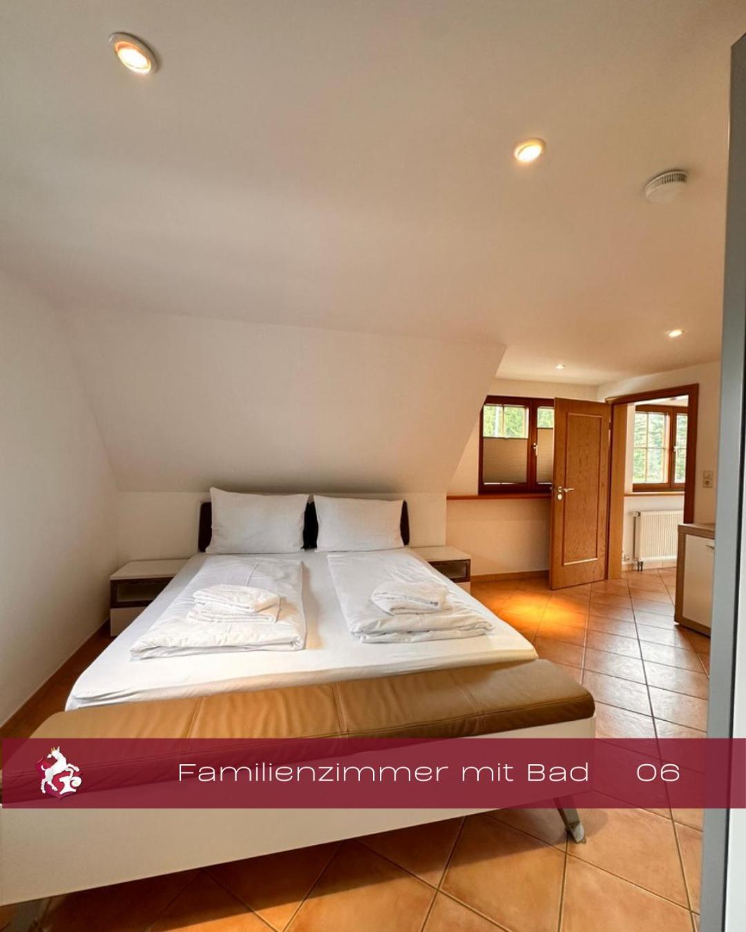 Schwarzwald Lodge Inselklause Schönwalde المظهر الخارجي الصورة